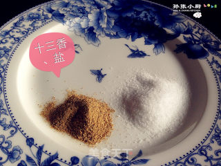 咸鸡蛋（4天腌好）的做法步骤：3