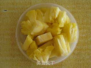 菠萝鸡米花的做法步骤：2