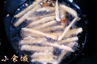 记忆中的年味小零食--地瓜条的做法步骤：8