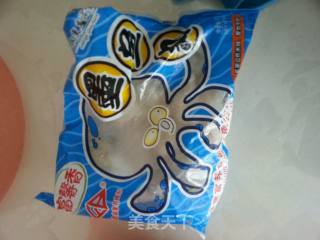 鱼丸炒茼蒿的做法步骤：1