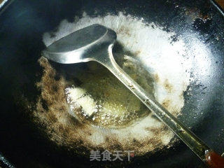 萝卜烧橡皮鱼的做法步骤：2