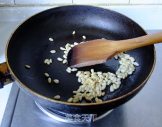 松仁脆皮豆腐的做法步骤：2