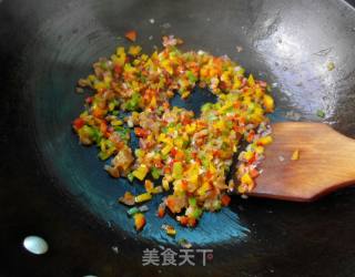 茄汁彩椒炒饭的做法步骤：5