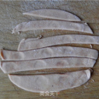 【小猪豆沙包】-----为小侄子做的一款面点的做法步骤：8