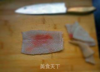 鲜鱿鱼炒白菜的做法步骤：2