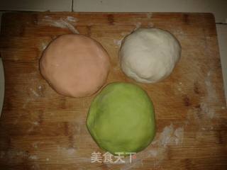 彩色鲜饺的做法步骤：1