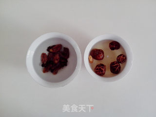 蚝豉萝卜焖肋排的做法步骤：2