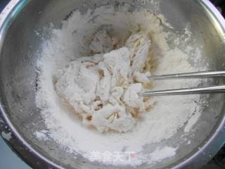培根鸡蛋披萨的做法步骤：1