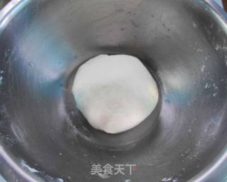 培根鸡蛋披萨的做法步骤：3