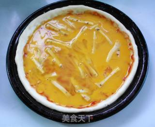 培根鸡蛋披萨的做法步骤：11
