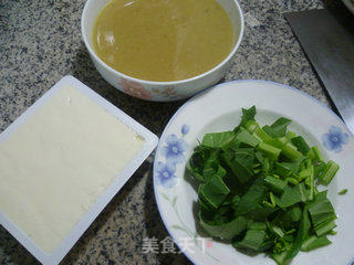 鸡汁豆腐汤的做法步骤：1
