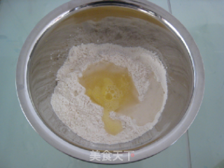 红豆沙面包的做法步骤：1
