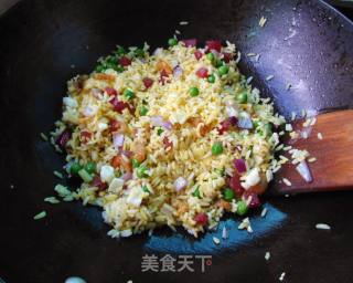 黄金炒饭的做法步骤：9