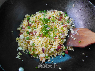 黄金炒饭的做法步骤：10