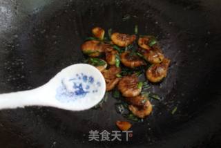 蒜苗炒北极虾的做法步骤：8