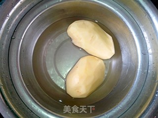 香炸土豆条的做法步骤：2