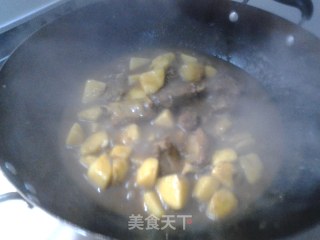 咖喱土豆排骨盖浇饭的做法步骤：4