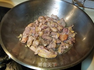 香菇红烧鸡的做法步骤：3