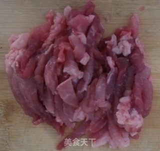 茼蒿炒肉丝的做法步骤：3