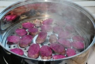 紫薯甜饼----小朋友的健康零食的做法步骤：2