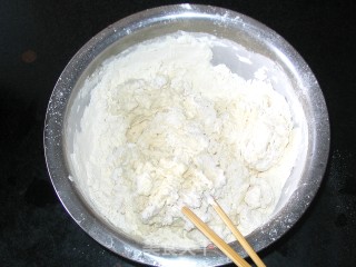兰州正宗小吃-----高担凉皮的做法步骤：2