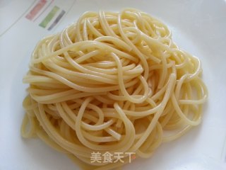咖喱鸡肉意大利面的做法步骤：3