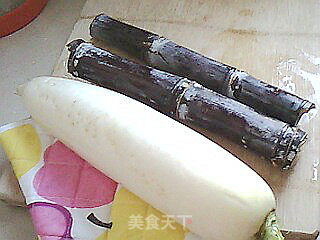 【甘蔗萝卜饮】---消食健脾汤的做法步骤：1