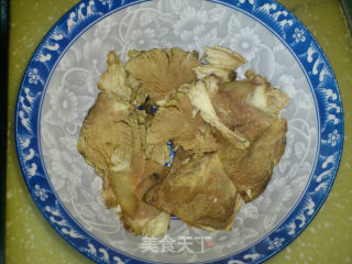 牛肉原汤蒸象牙萝卜的做法步骤：1