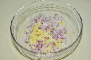 金枪鱼披萨的做法步骤：4