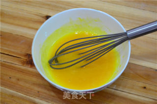 简单材料也能轻松打造出清新系甜点——【奶油杏仁蛋糕】的做法步骤：1