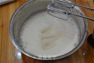 简单材料也能轻松打造出清新系甜点——【奶油杏仁蛋糕】的做法步骤：5