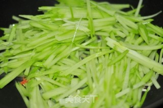 清炒佛手瓜的做法步骤：5