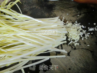 初五迎财神——金钱饺子的做法步骤：3