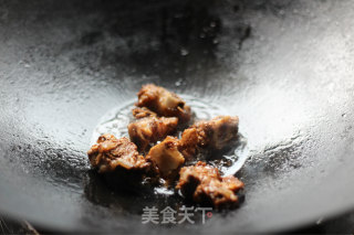 糖醋排骨的做法步骤：3