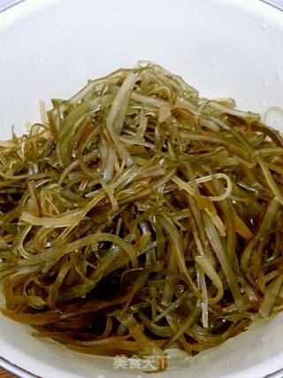 凉拌海带的做法步骤：1