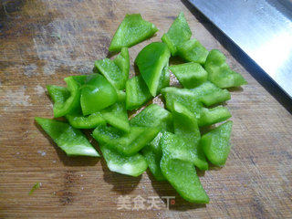 灯椒虾仁炒花菜的做法步骤：4