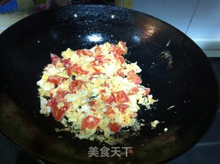 西红柿蛋炒饭的做法步骤：5