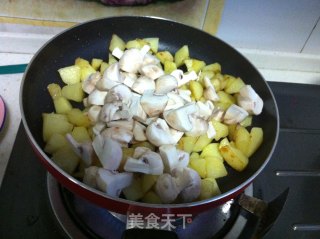 香煎土豆蘑菇的做法步骤：6