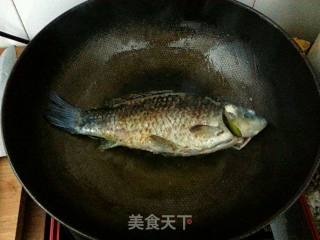 奶汤鲫鱼的做法步骤：4