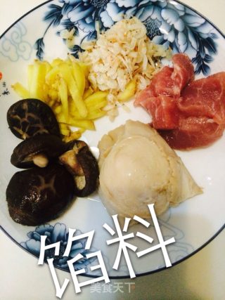 灌汤包的做法步骤：1