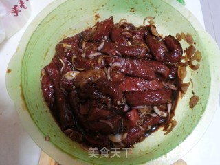 风干牛肉干的做法步骤：3
