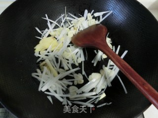 黑椒啤酒帝王蟹的做法步骤：4