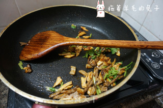 【羊毛兔出品。】沙拉芝香凉拌面的做法步骤：5