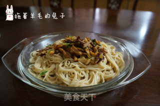 【羊毛兔出品。】沙拉芝香凉拌面的做法步骤：7