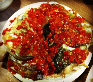 一鱼两吃 爆盐鱼&剁椒鱼头的做法步骤：8