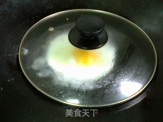 丰富早餐从太阳蛋开始！（附详细步骤图）的做法步骤：8