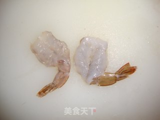 凤尾虾排的做法步骤：2