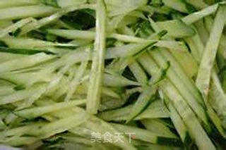 蒸黄瓜鸡蛋的做法步骤：1