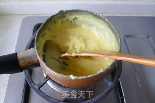 蛋奶沙司酱泡芙的做法步骤：6