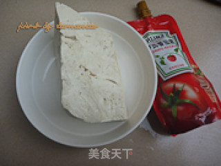 炕豆腐佐蕃茄酱的做法步骤：1